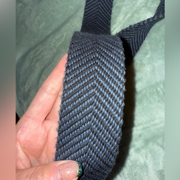 SOLD**Marc Jacobs Navy Crossbody Bag - Picture 12 of 13